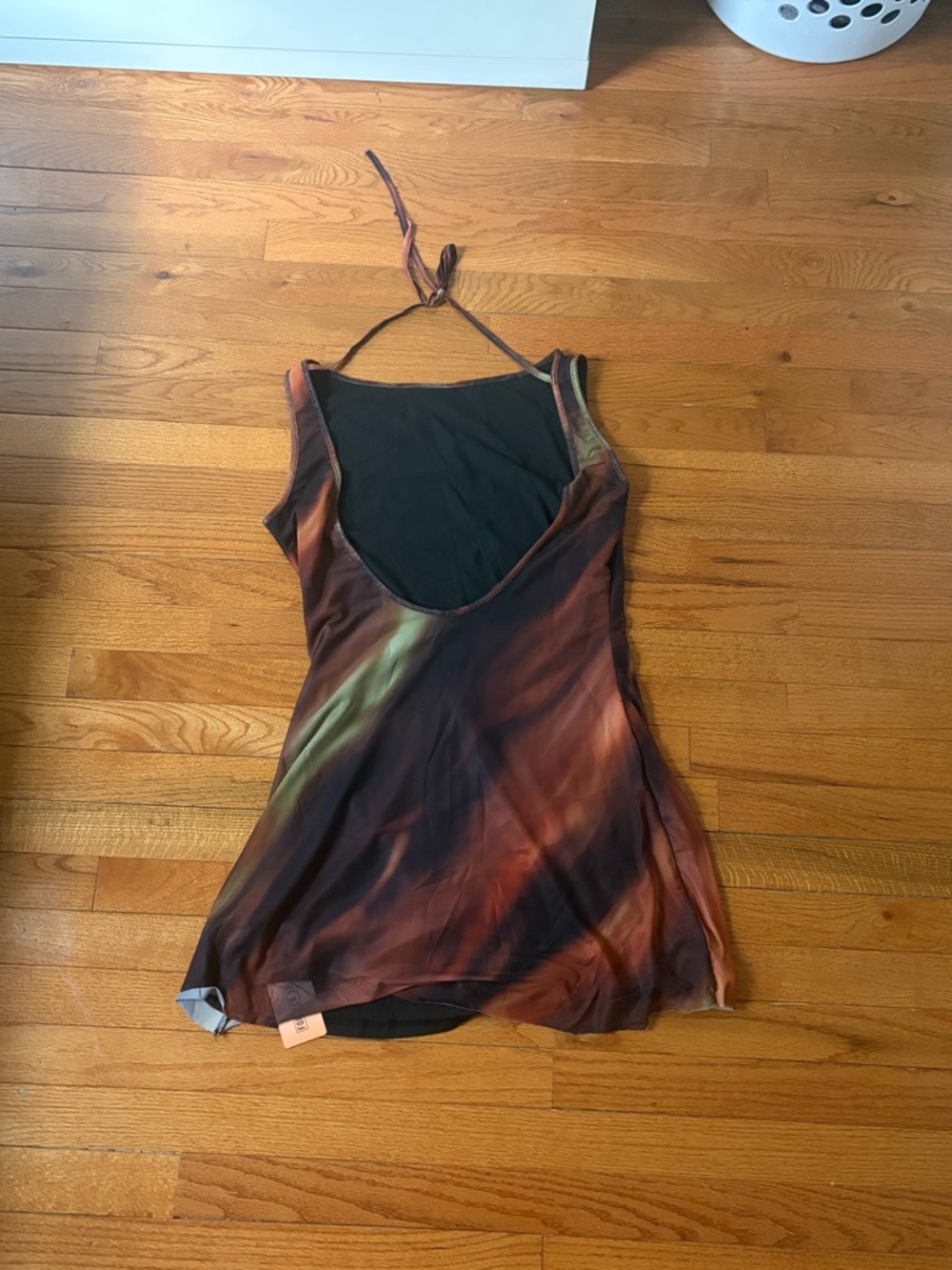 NWT PRETTY DRESS - Picture 3 of 4